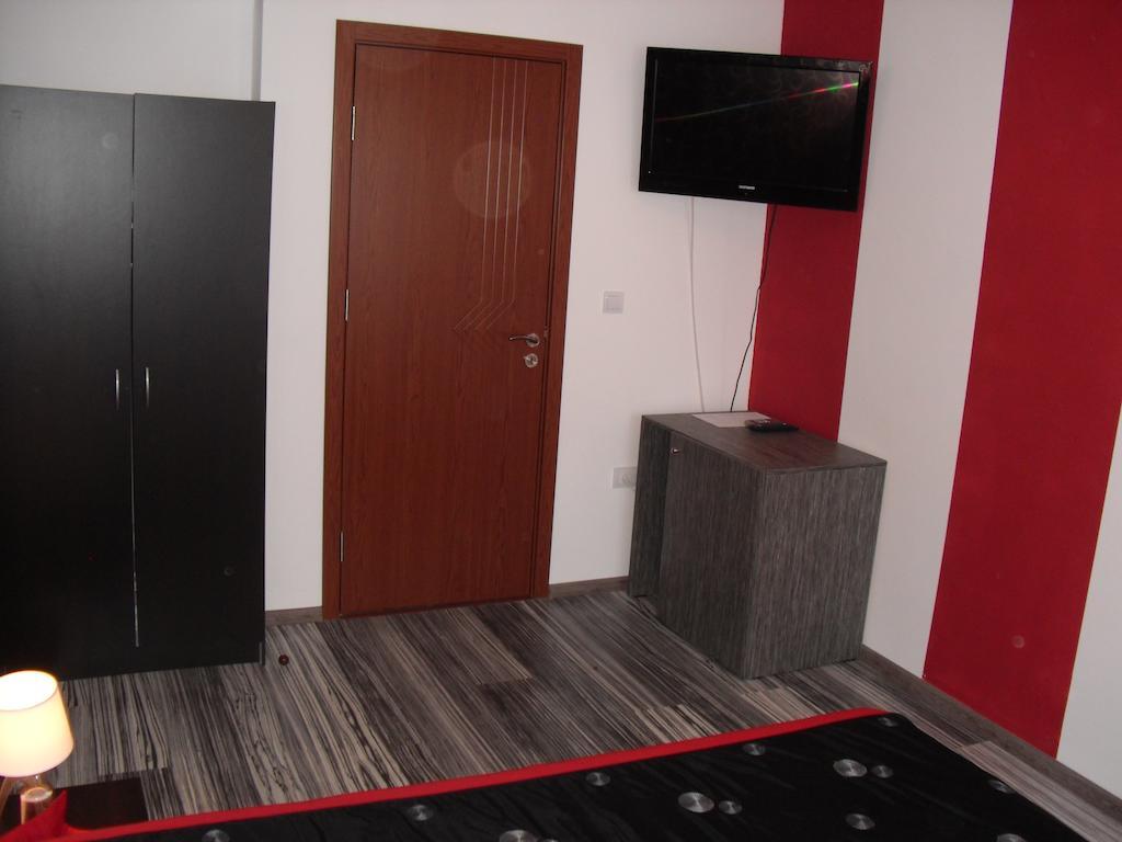 Family Hotel Malibu Chernomorets Kamer foto