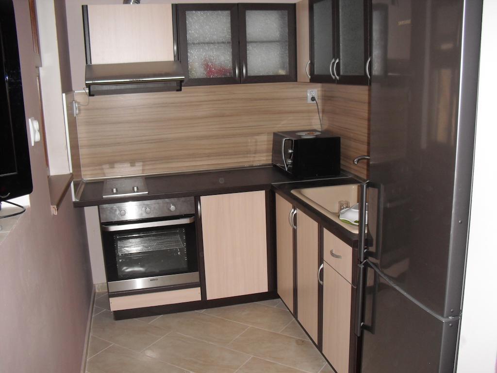 Family Hotel Malibu Chernomorets Buitenkant foto